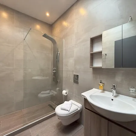 Dioroh Meteora 302 * كالامباكا